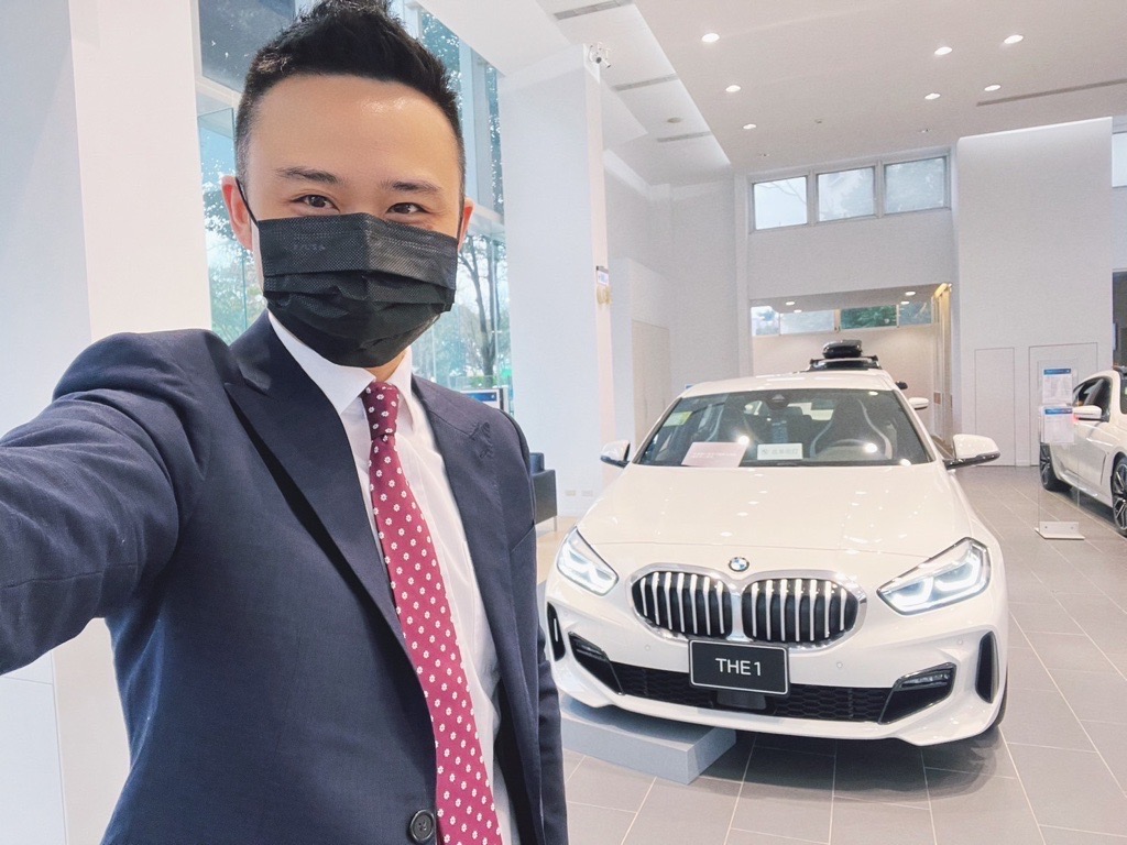 BMW汽⾞ ⼤桐平鎮展⽰中⼼－BMW 電動車｜BMW iX